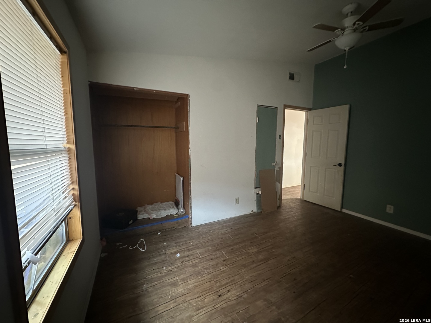 122 Pleasant Valley San Antonio TX 78227