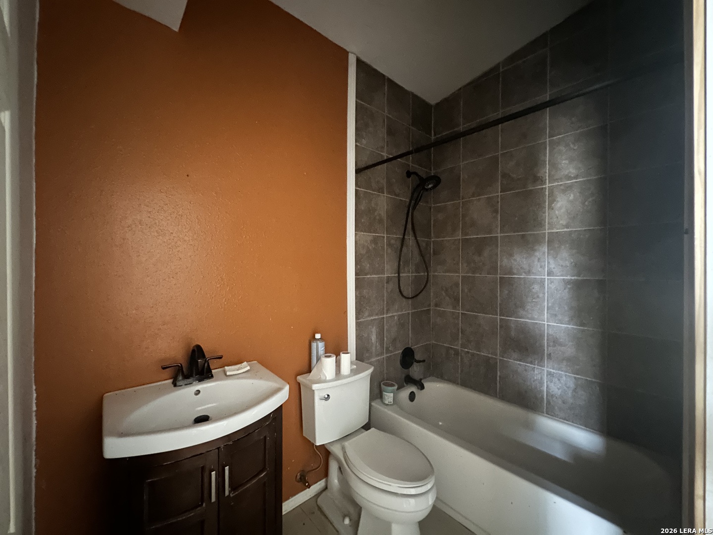 122 Pleasant Valley San Antonio TX 78227
