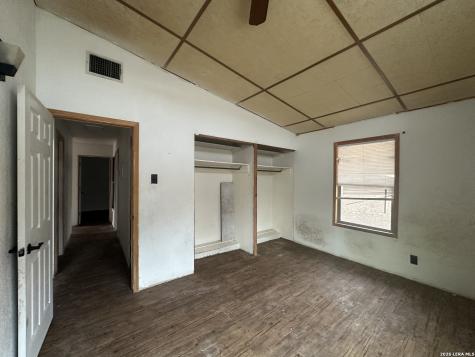 122 Pleasant Valley San Antonio TX 78227