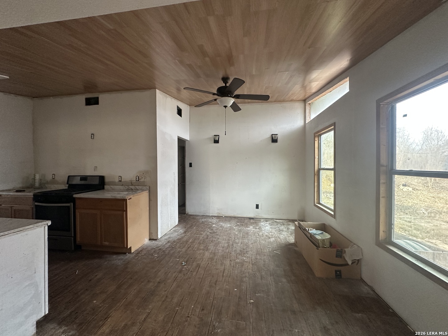 122 Pleasant Valley San Antonio TX 78227