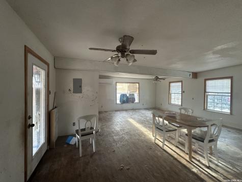 122 Pleasant Valley San Antonio TX 78227