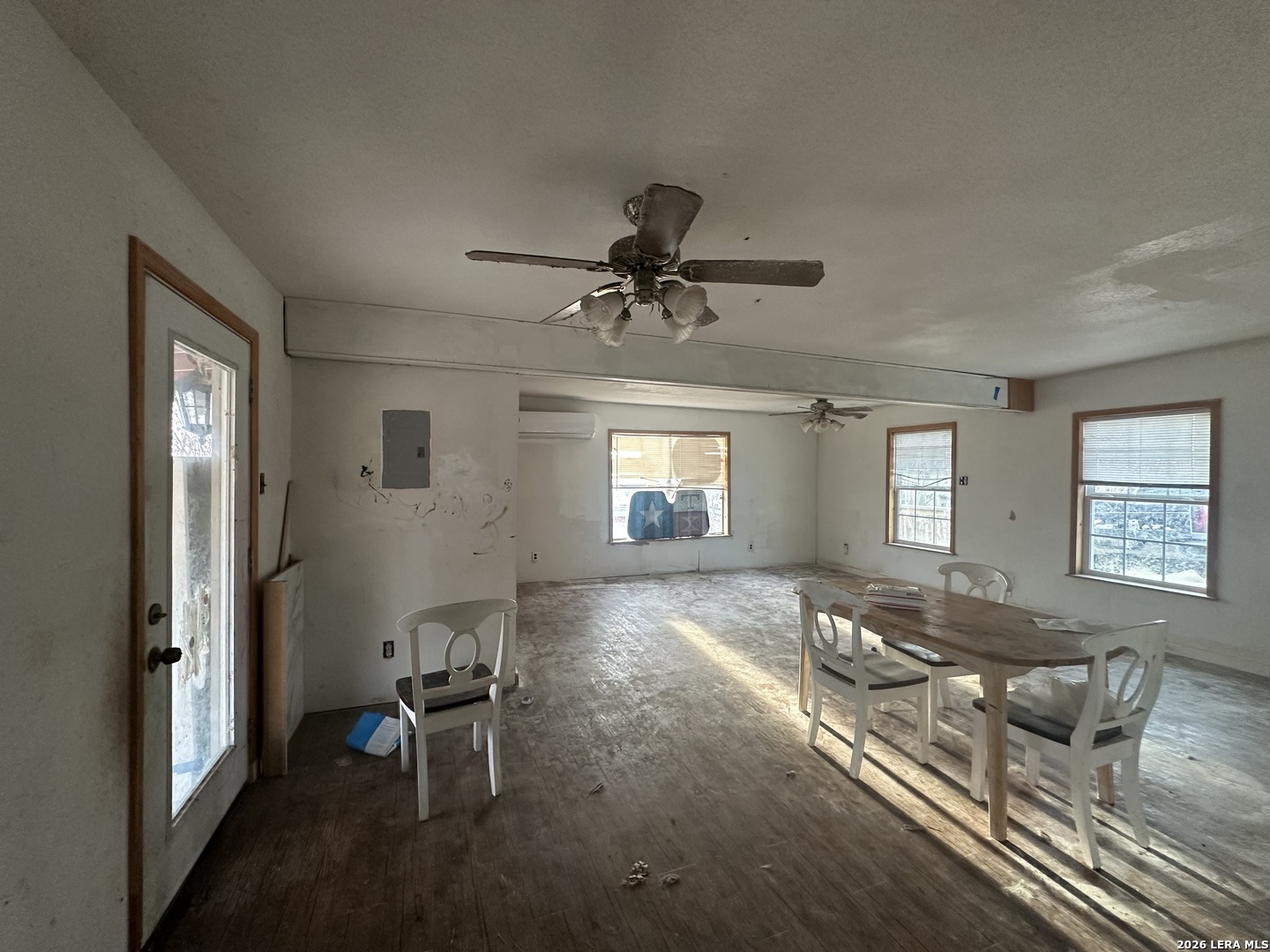 122 Pleasant Valley San Antonio TX 78227