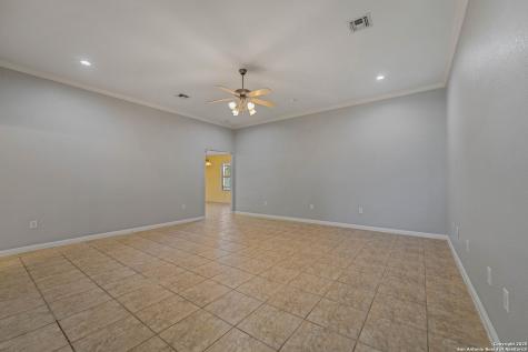 2387 Fm 537 Floresville TX 78114