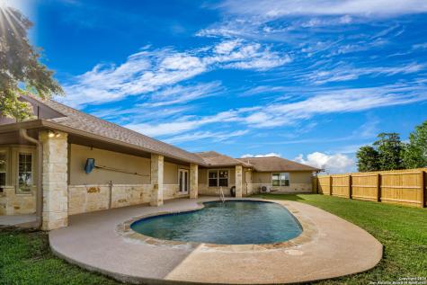 2387 Fm 537 Floresville TX 78114