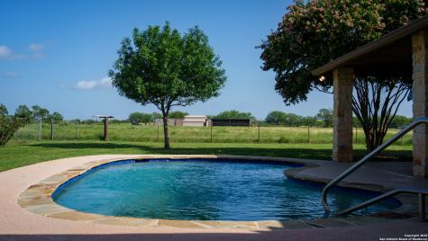 2387 Fm 537 Floresville TX 78114