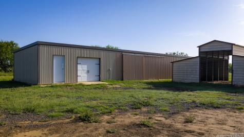 2387 Fm 537 Floresville TX 78114