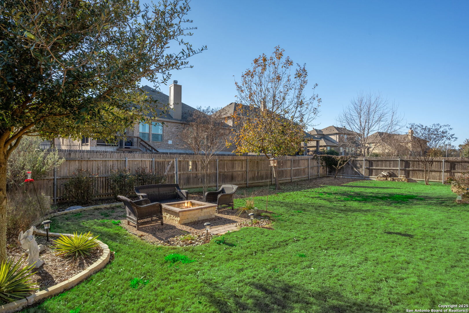28827 Pfeiffers Gate Fair Oaks Ranch TX 78015