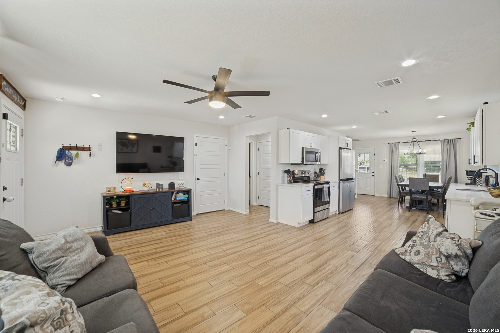 15145 Norvell Street Lytle TX 78052