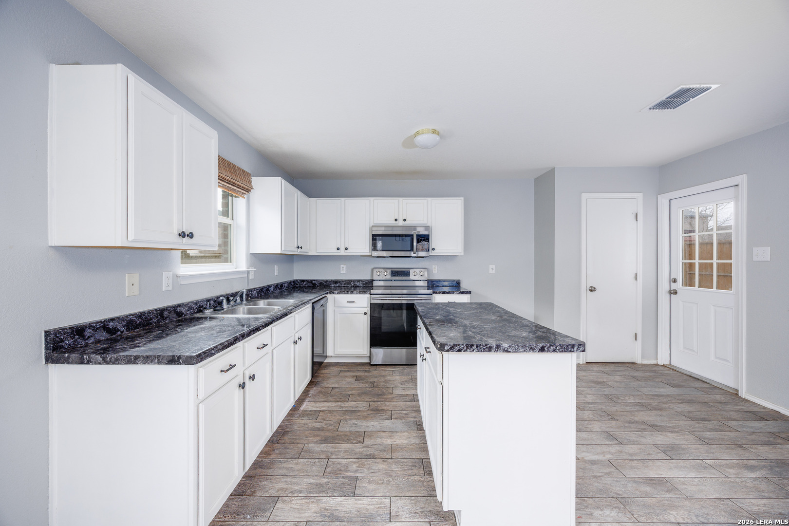 10634 Shaenpath San Antonio TX 78254