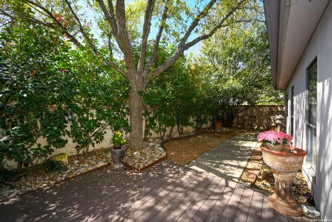 714 Sweetbrush San Antonio TX 78258