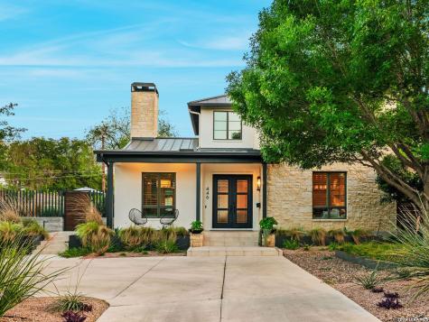 446 Canterbury Hill Street Terrell Hills TX 78209