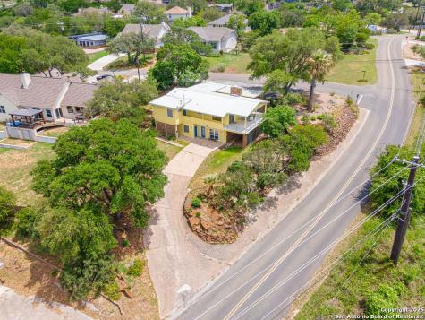 100 Kings Cottonwood Shores TX 78657