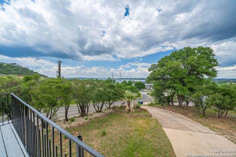 100 Kings Cottonwood Shores TX 78657