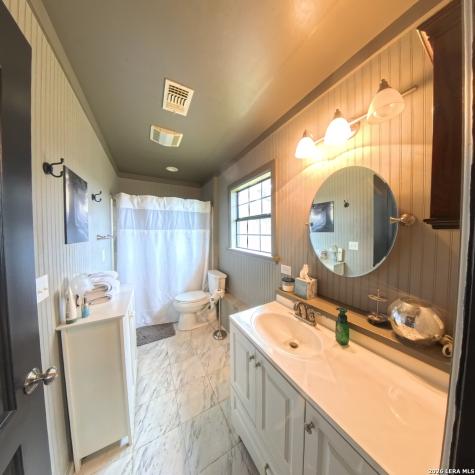 219 Indian Creek Road Ingram TX 78025