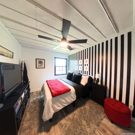 219 Indian Creek Road Ingram TX 78025