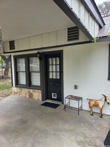 219 Indian Creek Road Ingram TX 78025