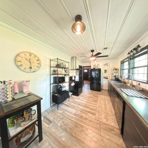 219 Indian Creek Road Ingram TX 78025