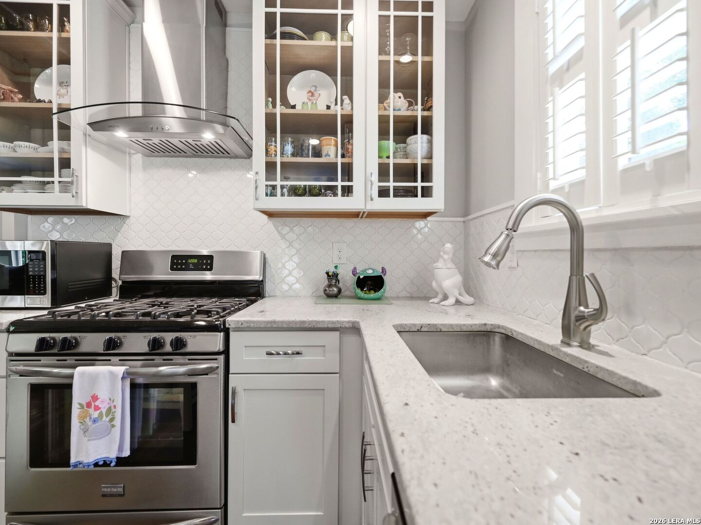 518 Elmhurst Avenue San Antonio TX 78209