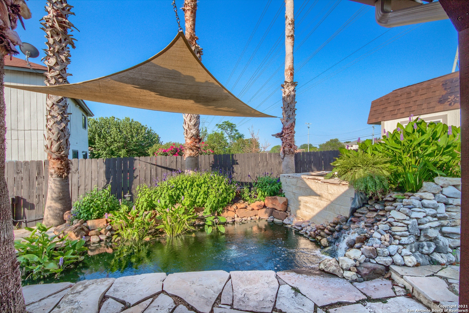 8007 Walnut Bank San Antonio TX 78254