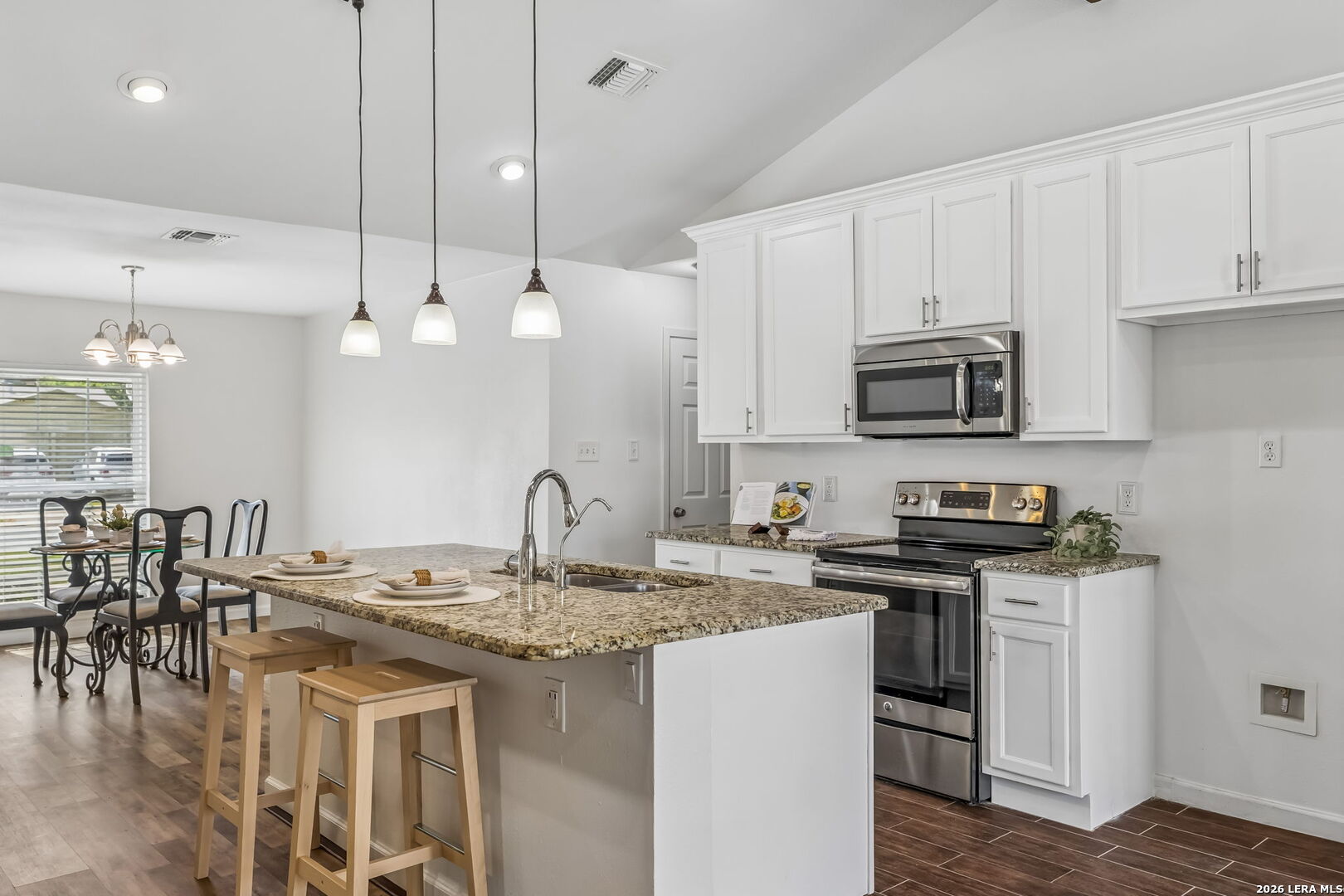1134 Longmont San Antonio TX 78245