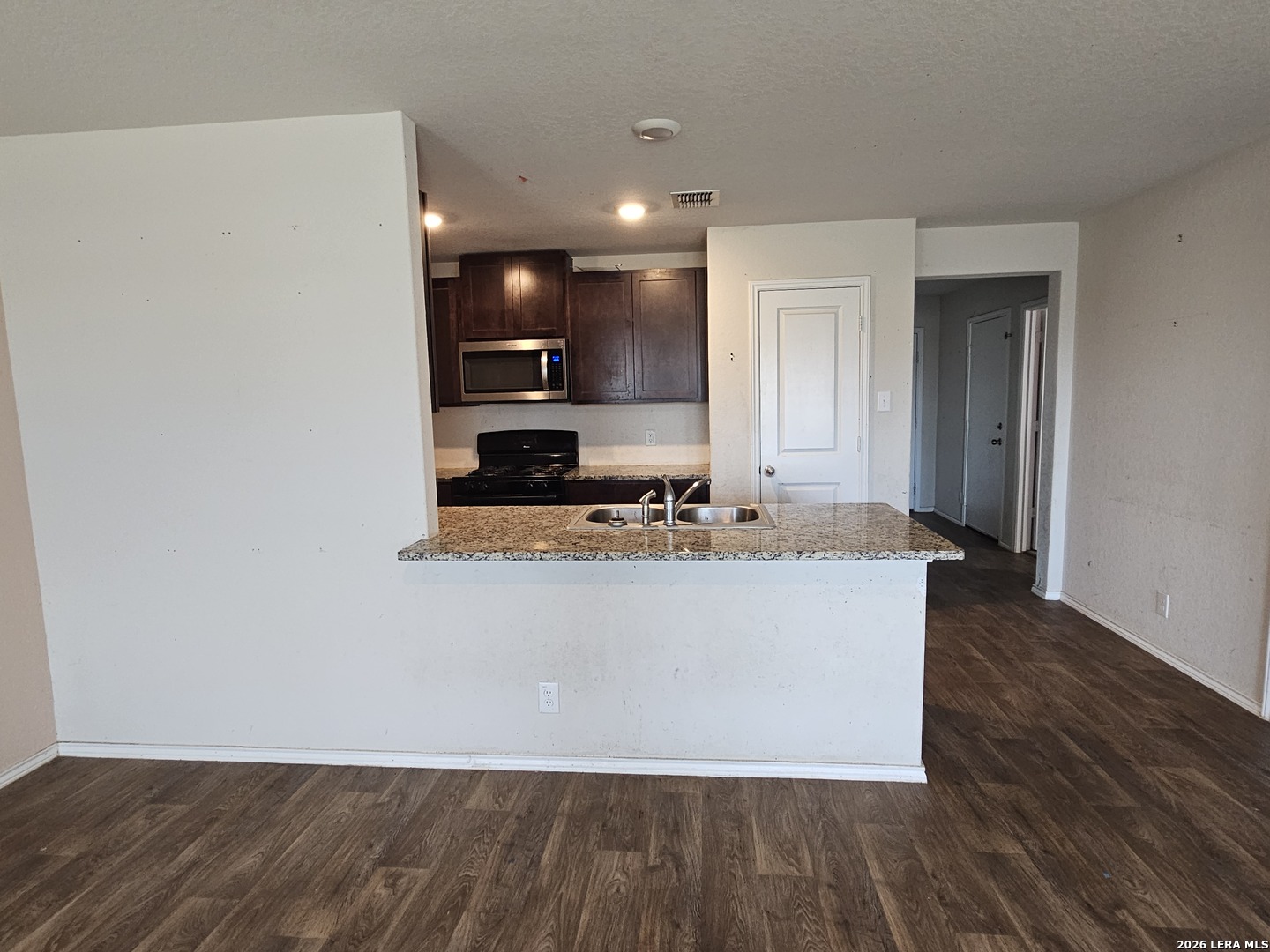 15355 Brown Violetear San Antonio TX 78253