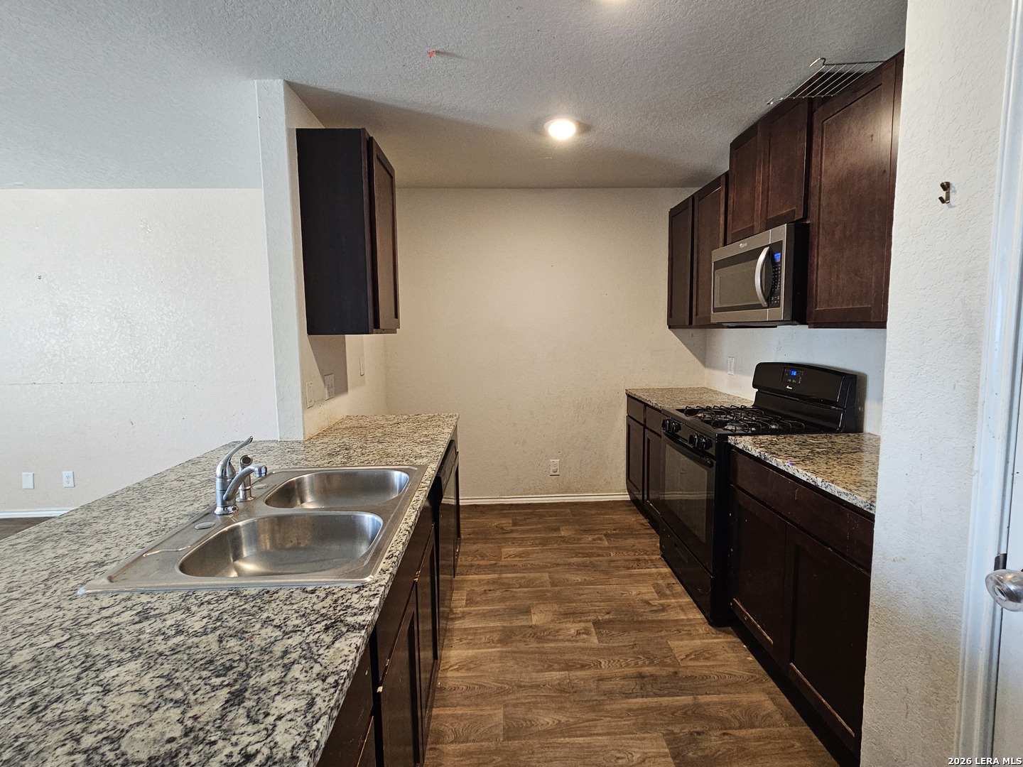 15355 Brown Violetear San Antonio TX 78253