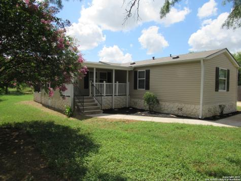 260 Fern Hollow Drive Jourdanton TX 78026