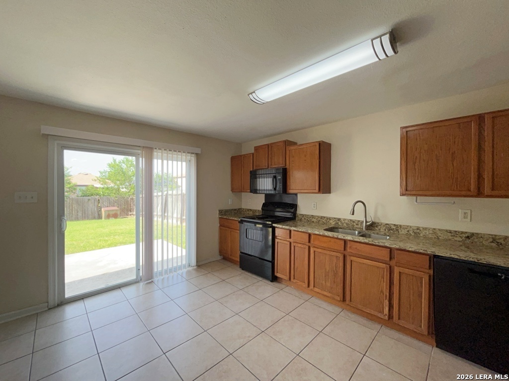6667 Beech Trail Converse TX 78109
