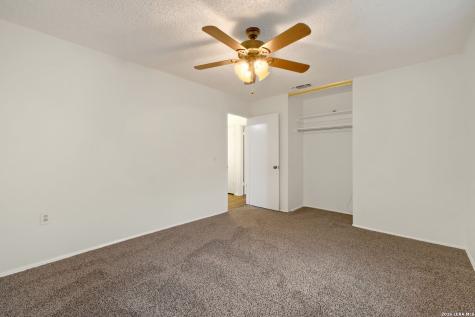 12006 El Sendero Street San Antonio TX 78233