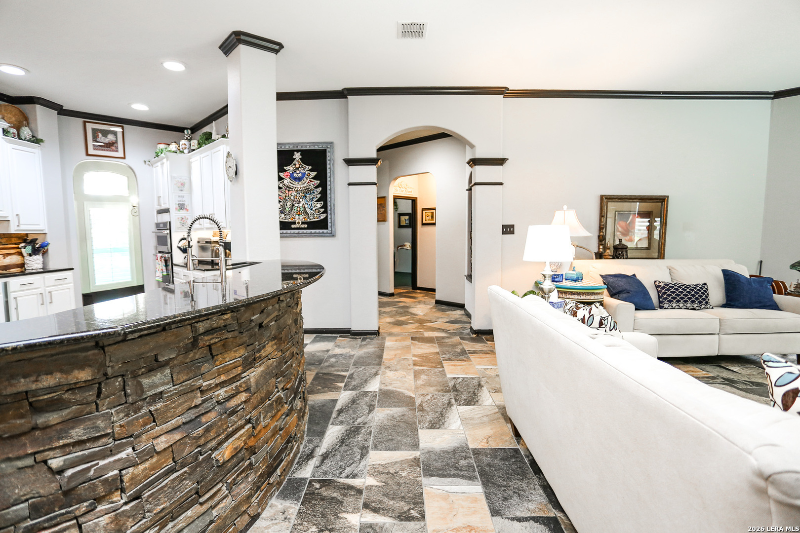 13702 French Park Helotes TX 78023