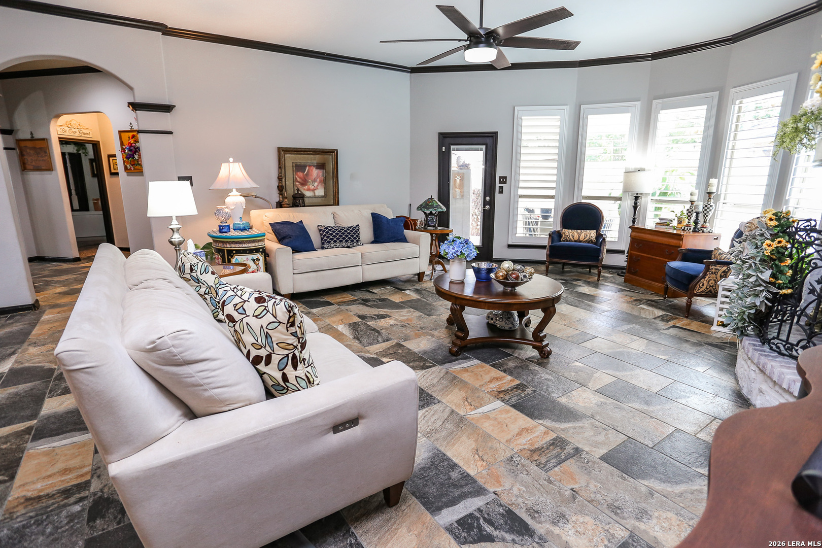 13702 French Park Helotes TX 78023