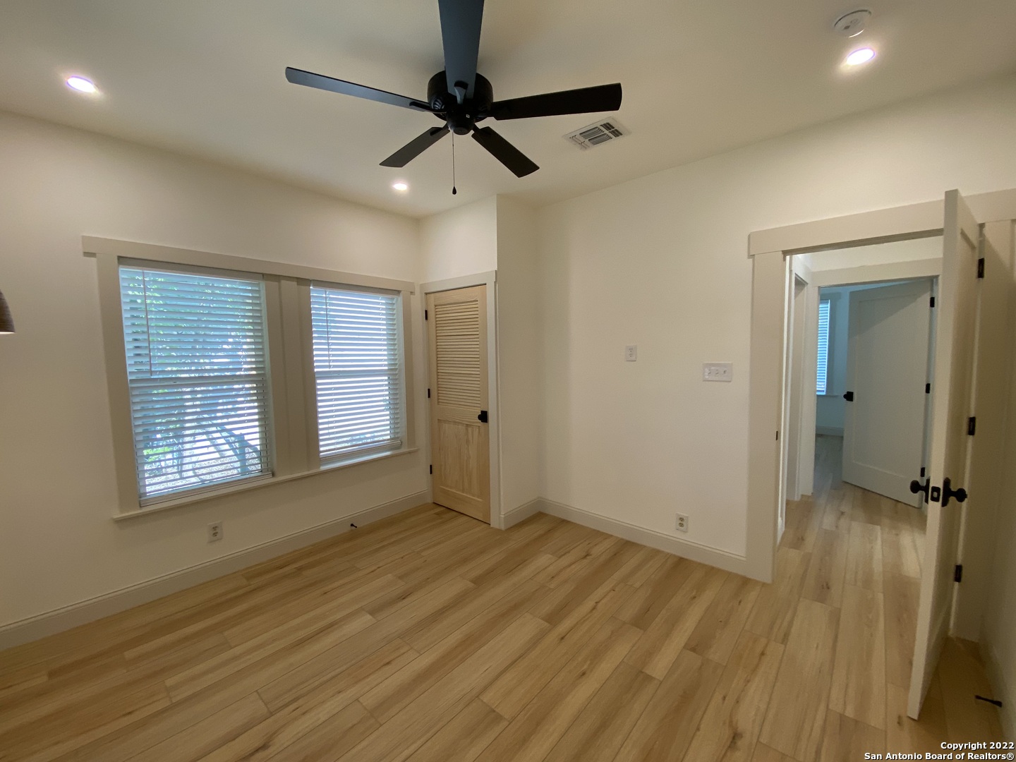 851 Texas Avenue San Antonio TX 78201