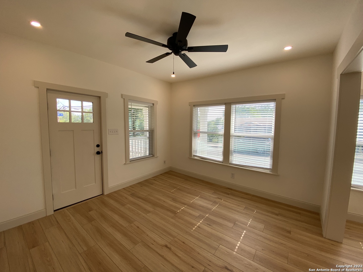 851 Texas Avenue San Antonio TX 78201