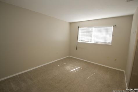 13523 Brinwood Universal City TX 78148