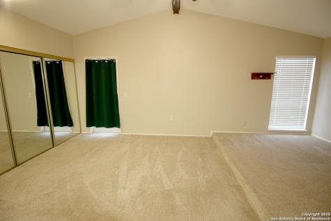 13523 Brinwood Universal City TX 78148