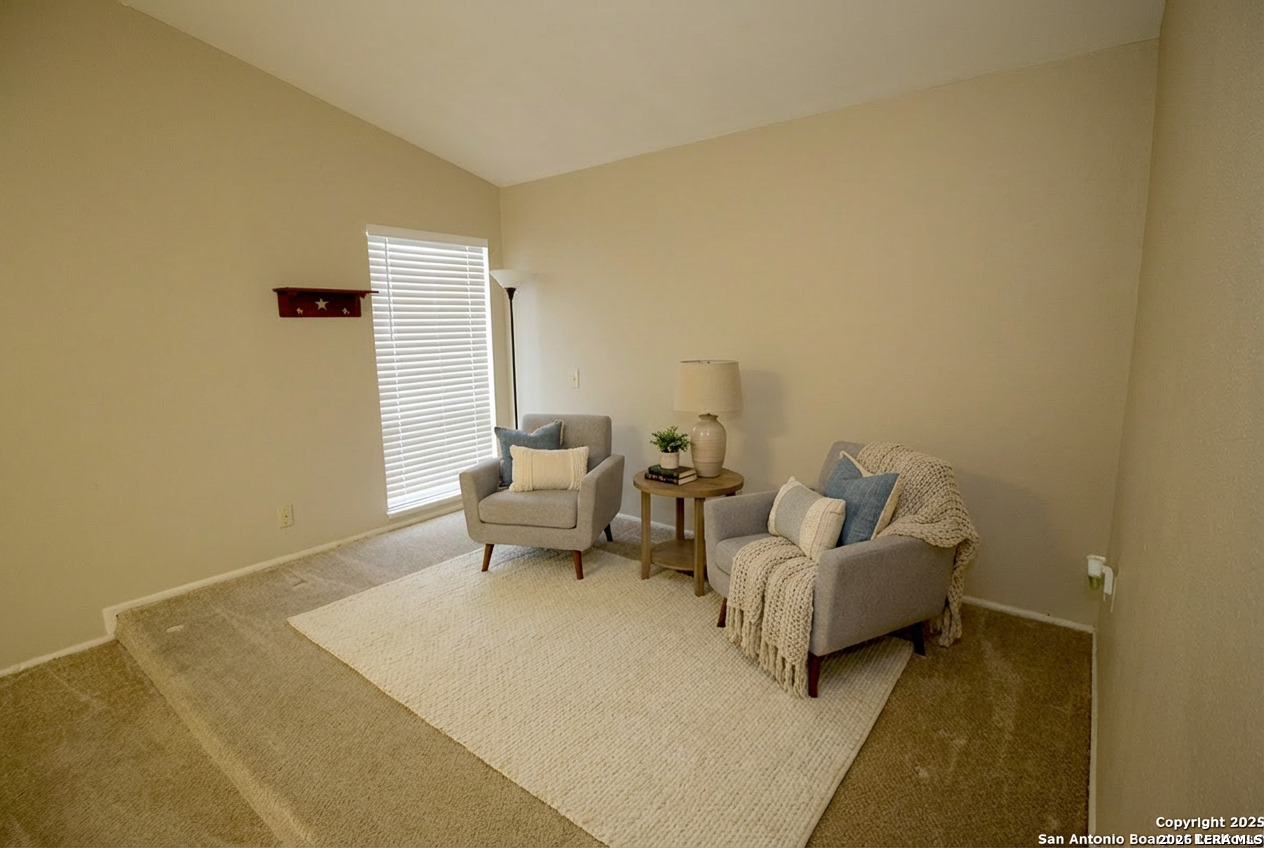 13523 Brinwood Universal City TX 78148