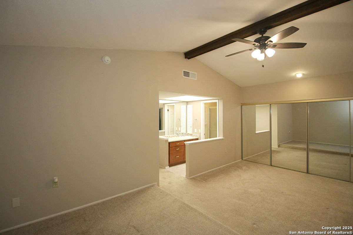13523 Brinwood Universal City TX 78148