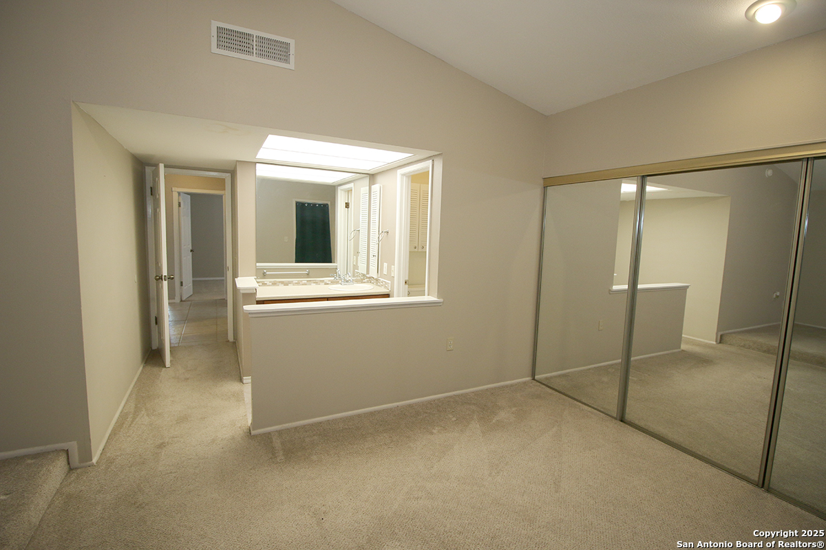 13523 Brinwood Universal City TX 78148