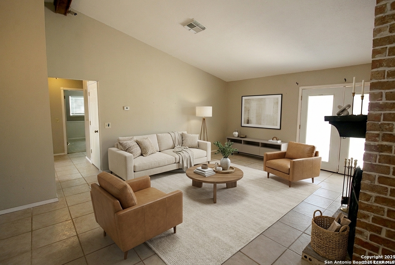 13523 Brinwood Universal City TX 78148