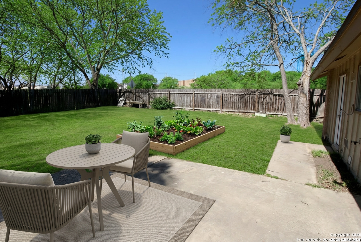 13523 Brinwood Universal City TX 78148