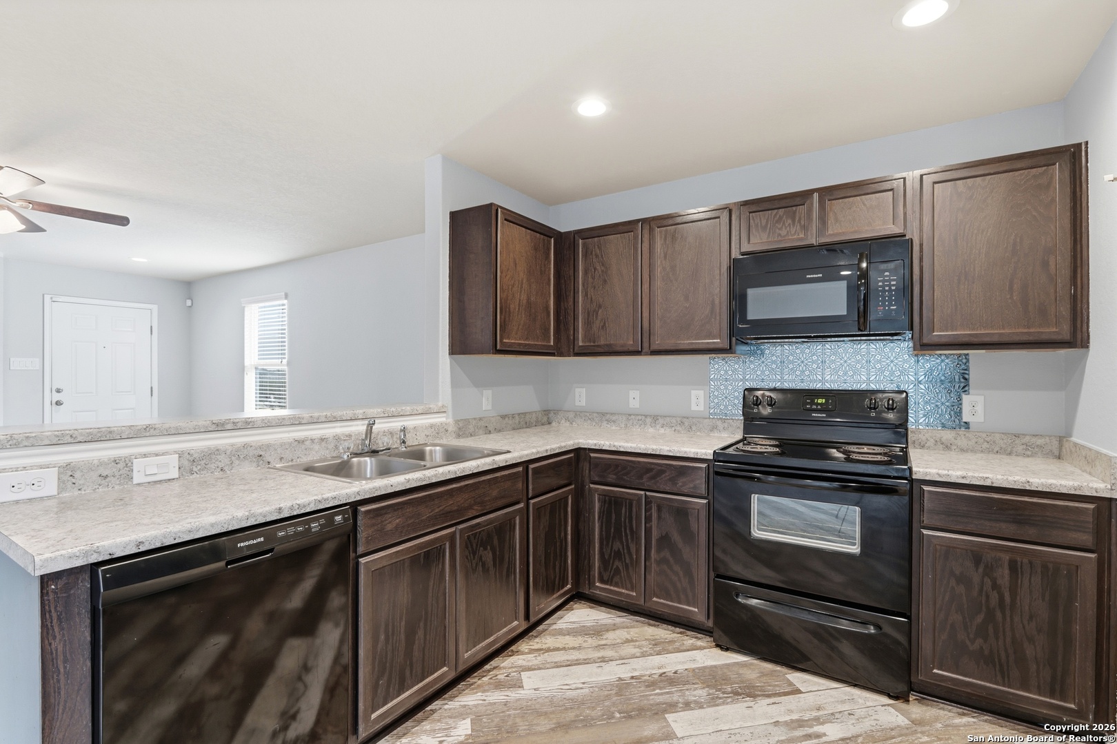 9713 Sandy Ridge Way San Antonio TX 78239