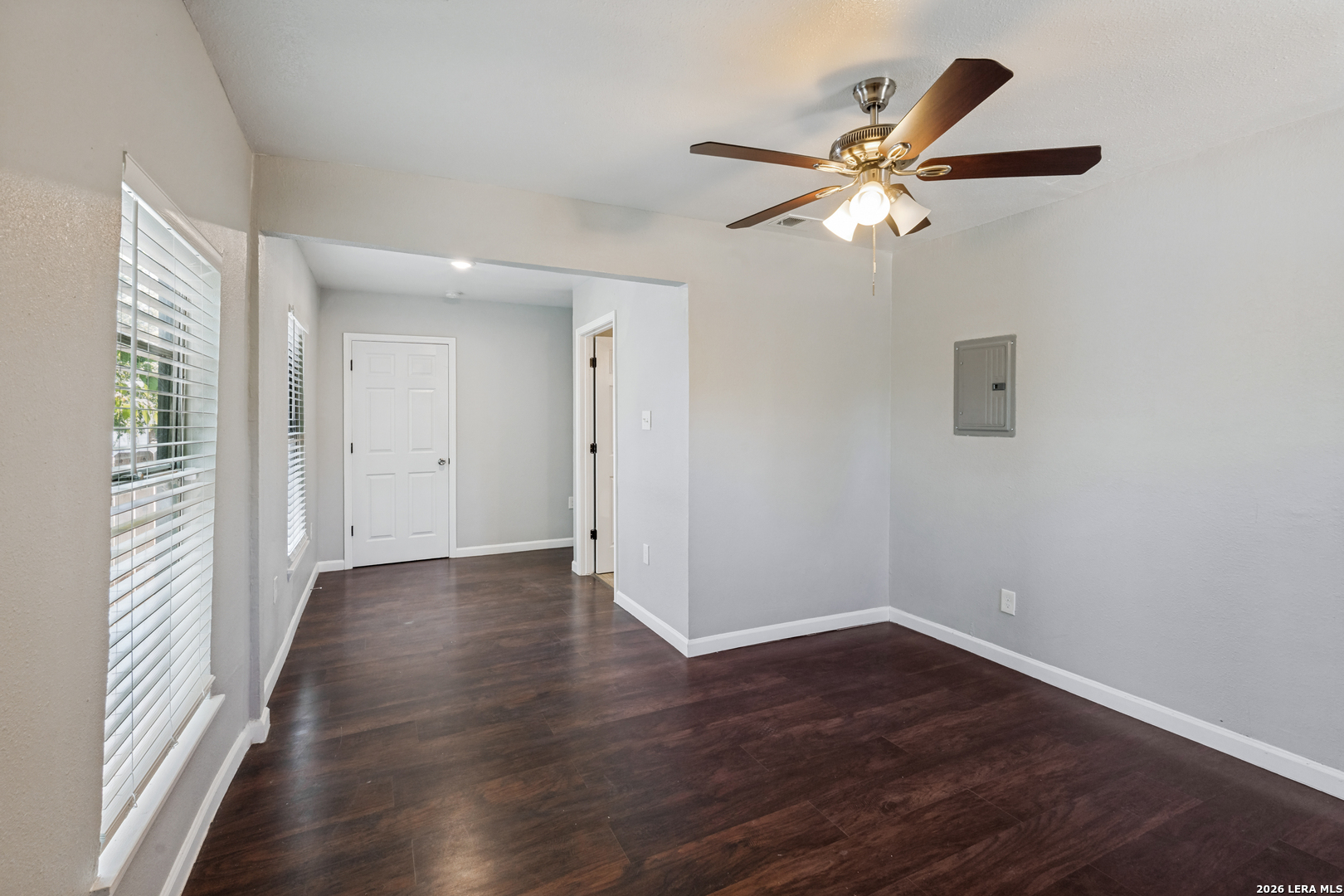 1047 Poinsettia San Antonio TX 78202