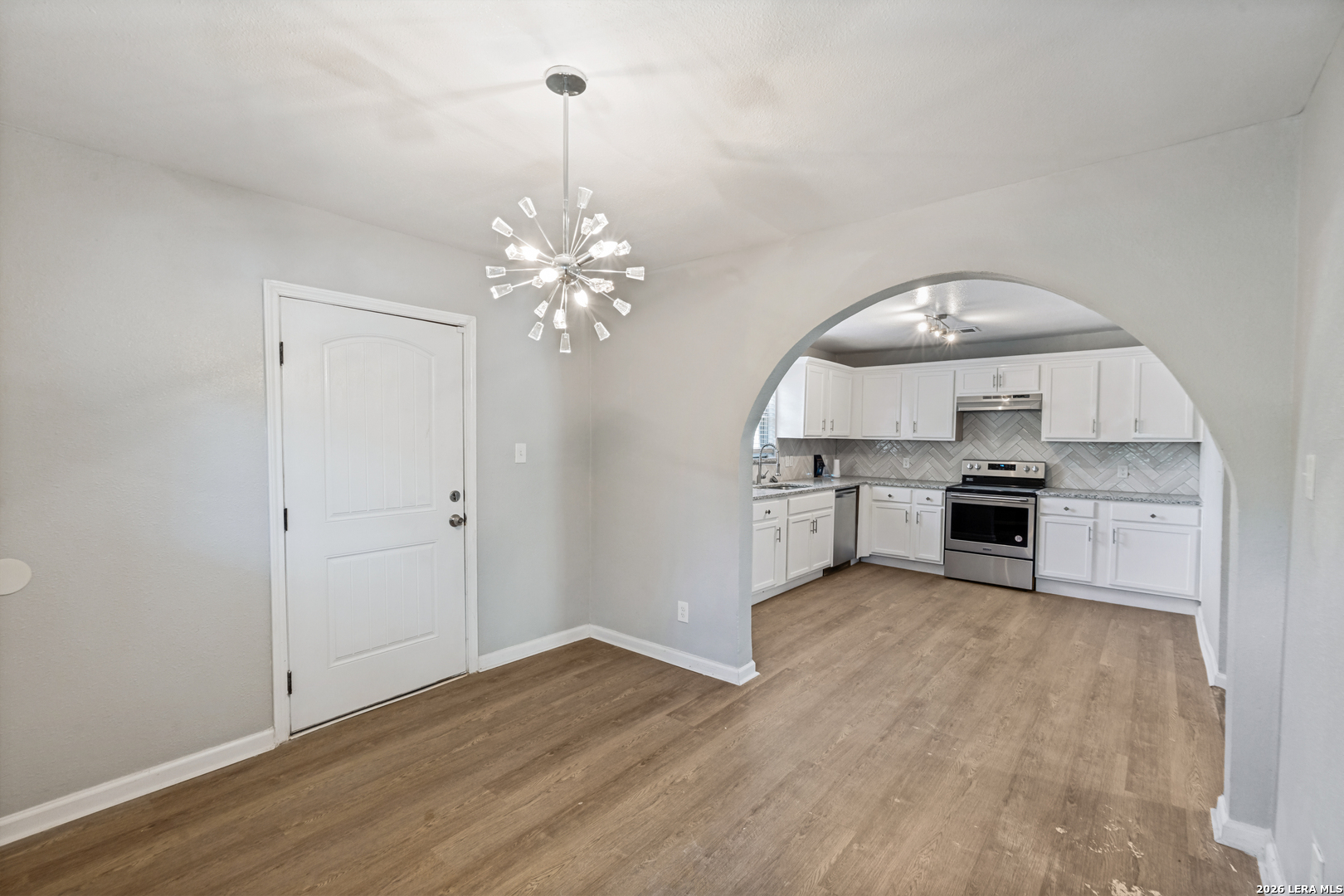 1047 Poinsettia San Antonio TX 78202