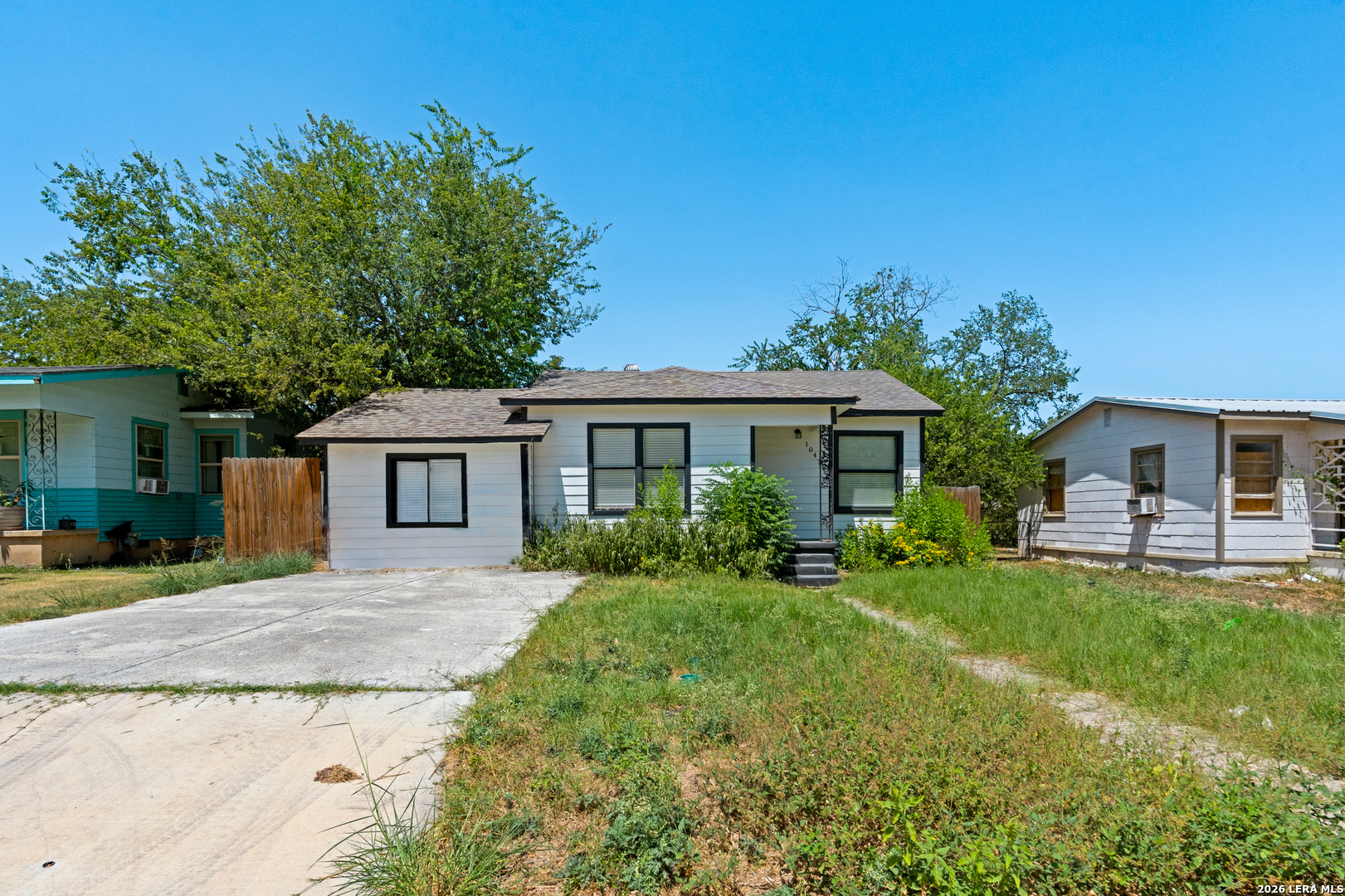 1047 Poinsettia San Antonio TX 78202
