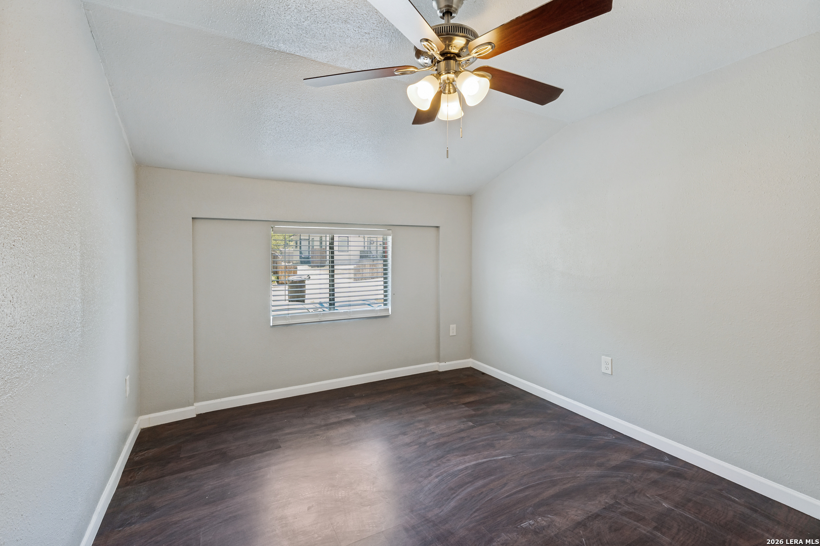 1047 Poinsettia San Antonio TX 78202