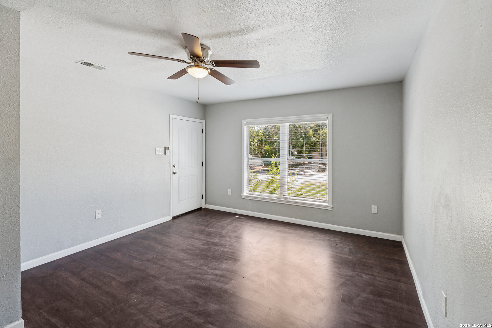 1047 Poinsettia San Antonio TX 78202