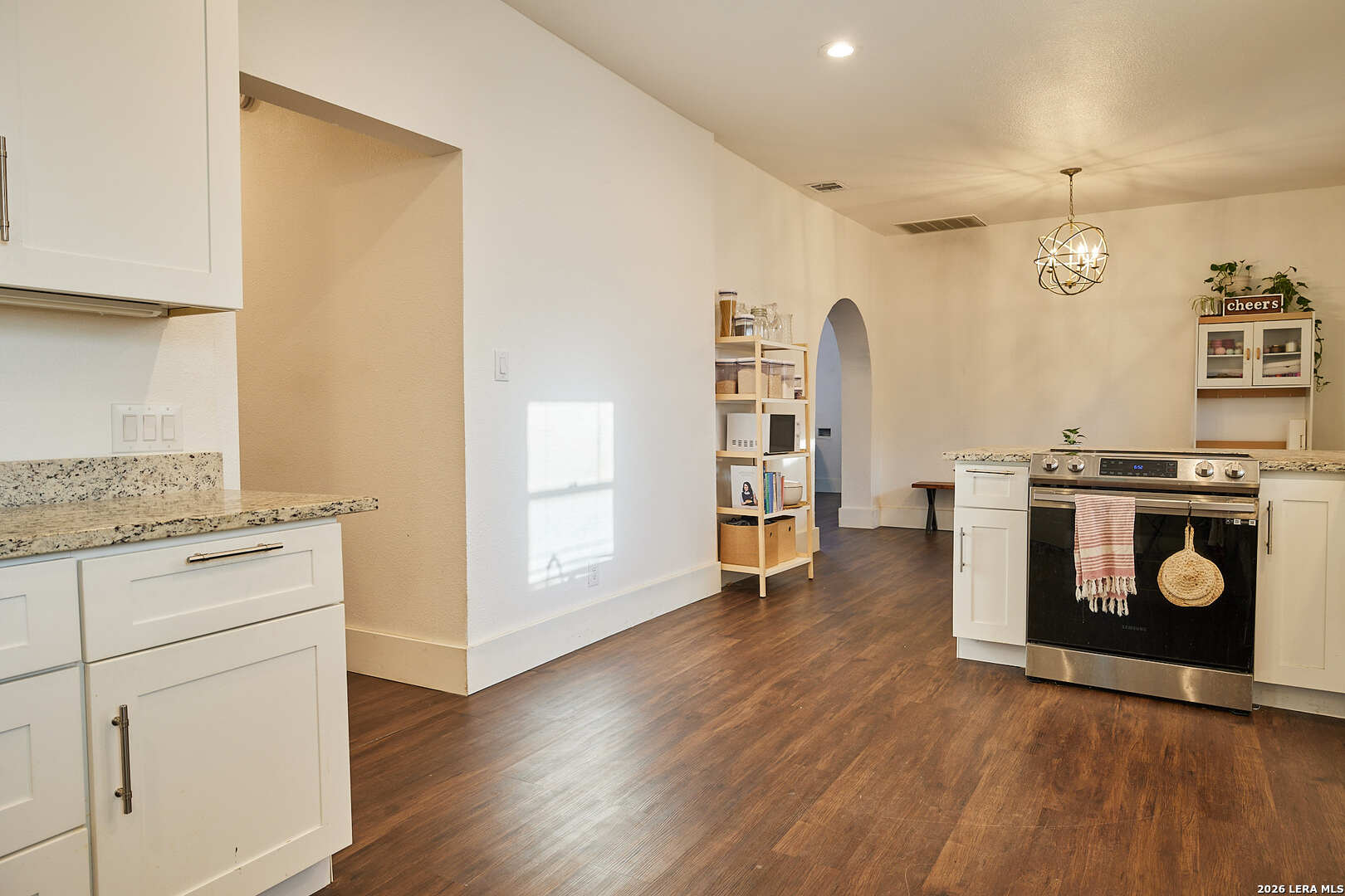 1531 W Summit Avenue San Antonio TX 78201