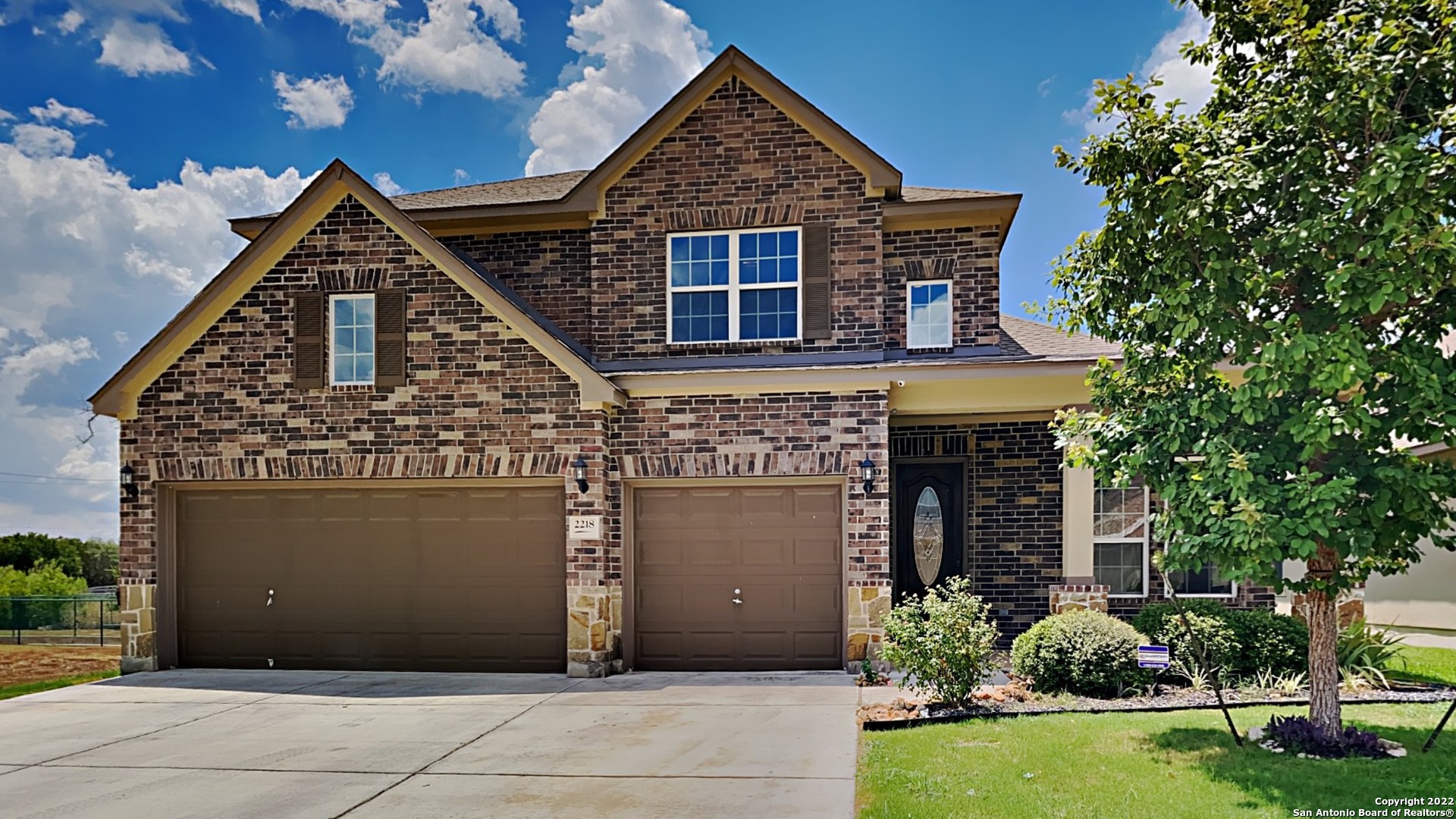 2218 Silent Fox San Antonio TX 78260