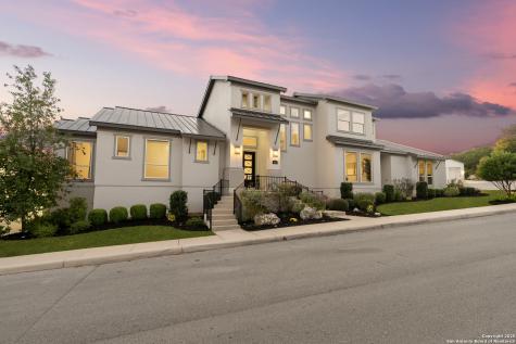 302 Majestic Bluff San Antonio TX 78258