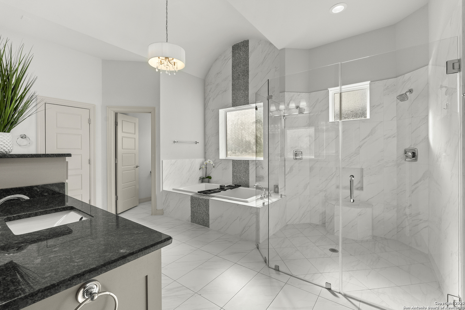302 Majestic Bluff San Antonio TX 78258